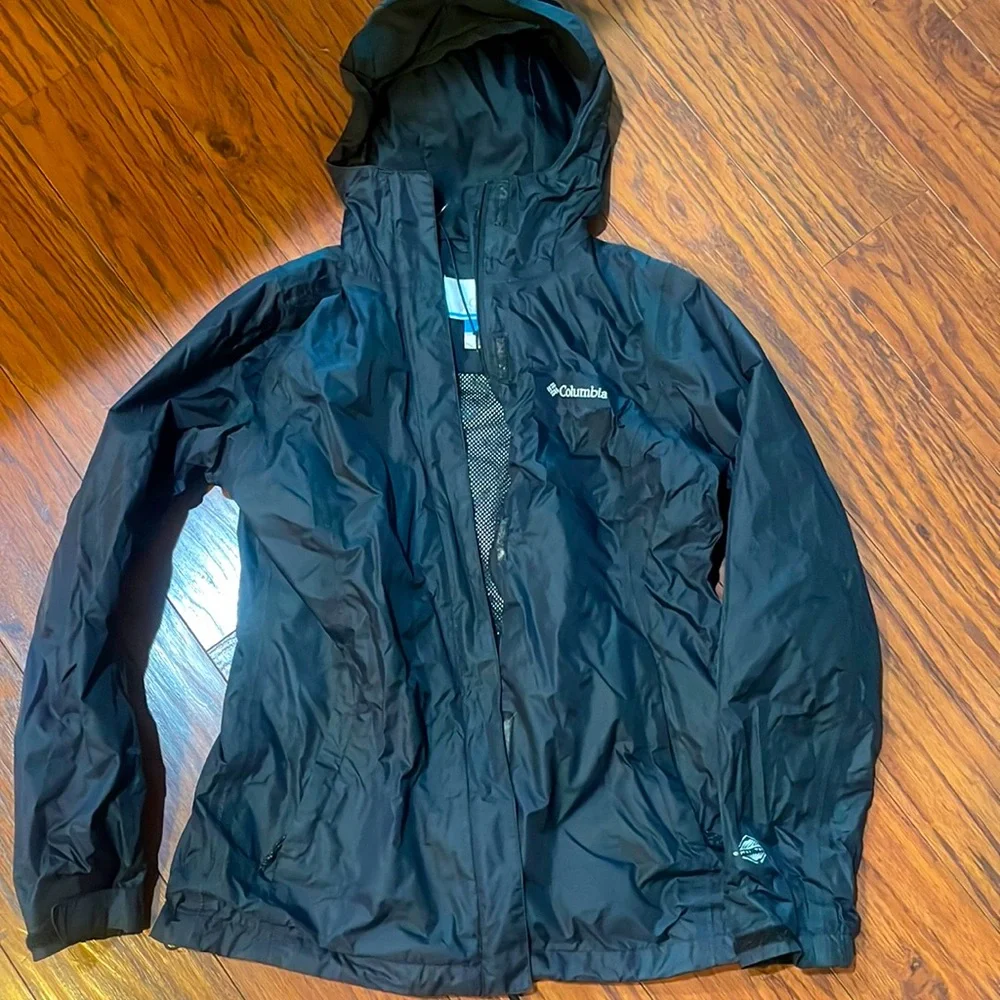 Columbia rain jacket - Picture 1 of 4